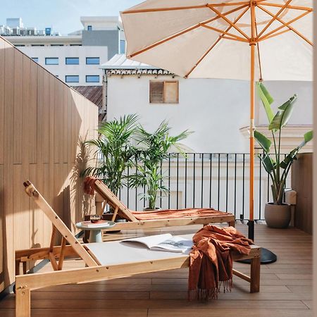 Oliveira Rooms Valencia Exterior photo